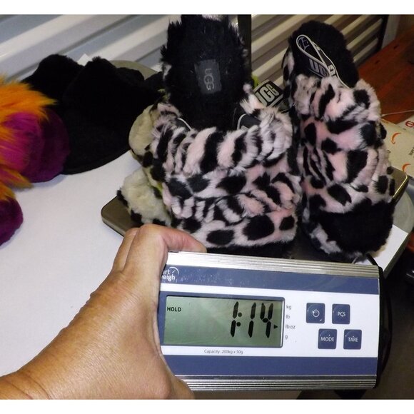 Size 7 UGG Fluff Yeah Animalia Slippers Black Neon Green & Pink Black Animal - Picture 12 of 12